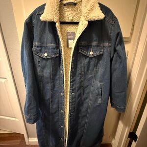 Universal Thread Cream Sherpa-Lined Jacket Interior